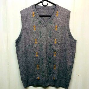 NWOT Men's Gray Cotton blend v-neck sweater vest with diamond pattern, size XXL